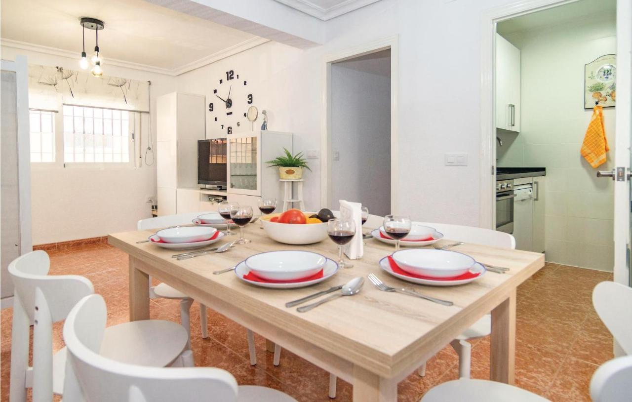 Stunning Apartment In Cordoba With Kitchen Экстерьер фото
