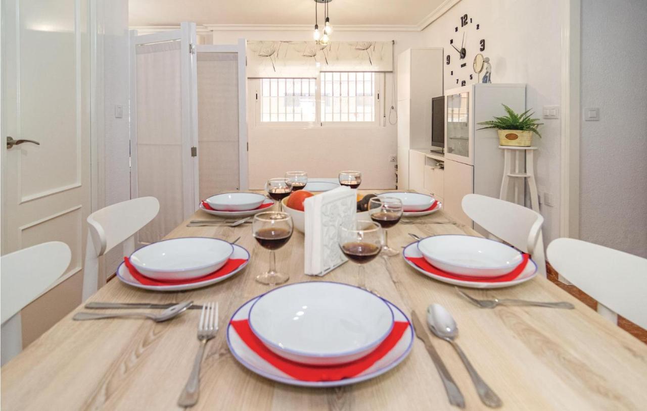 Stunning Apartment In Cordoba With Kitchen Экстерьер фото